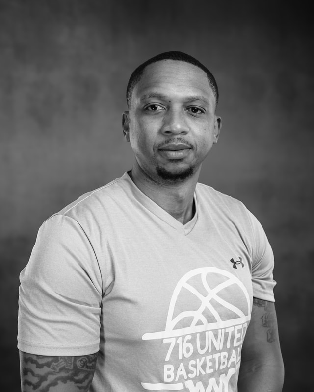 Sanquin Starks – Director of Athletics & Community Relationships at Niagara Falls Boys & Girls Club.